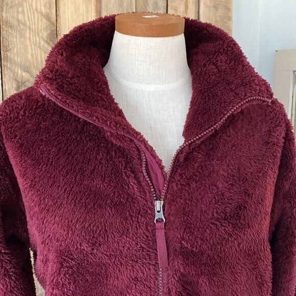 The North Face Furry Jacket Size Medium - Picture 2 of 12
